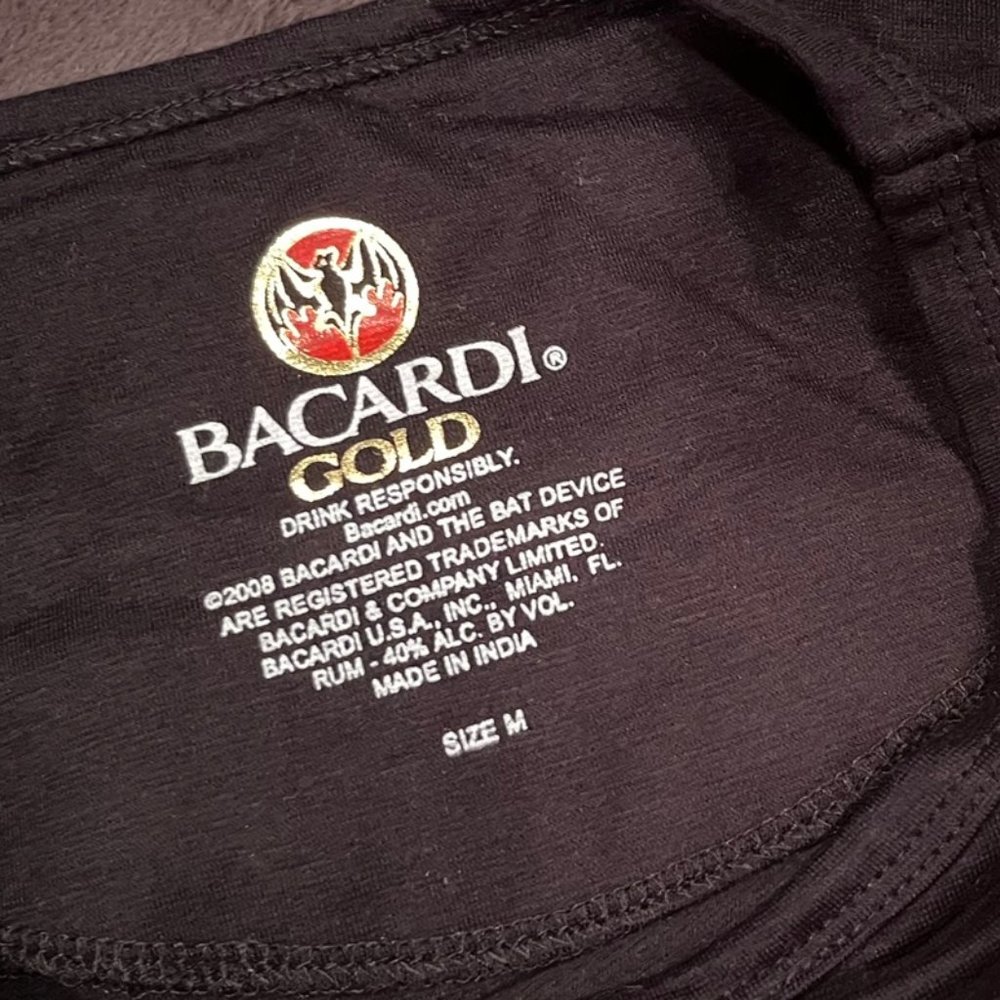 Bacardi Gold Short Sleeve T-Shirt - Bat (Medium) - NWOT - Picture 3 of 5